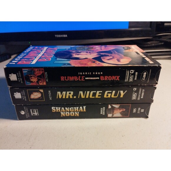 Jackie Chan VHS Lot of 3 - Shanghai Noon, Mr. Nice Guy, Rumble in the Bronx - Picture 5 of 6